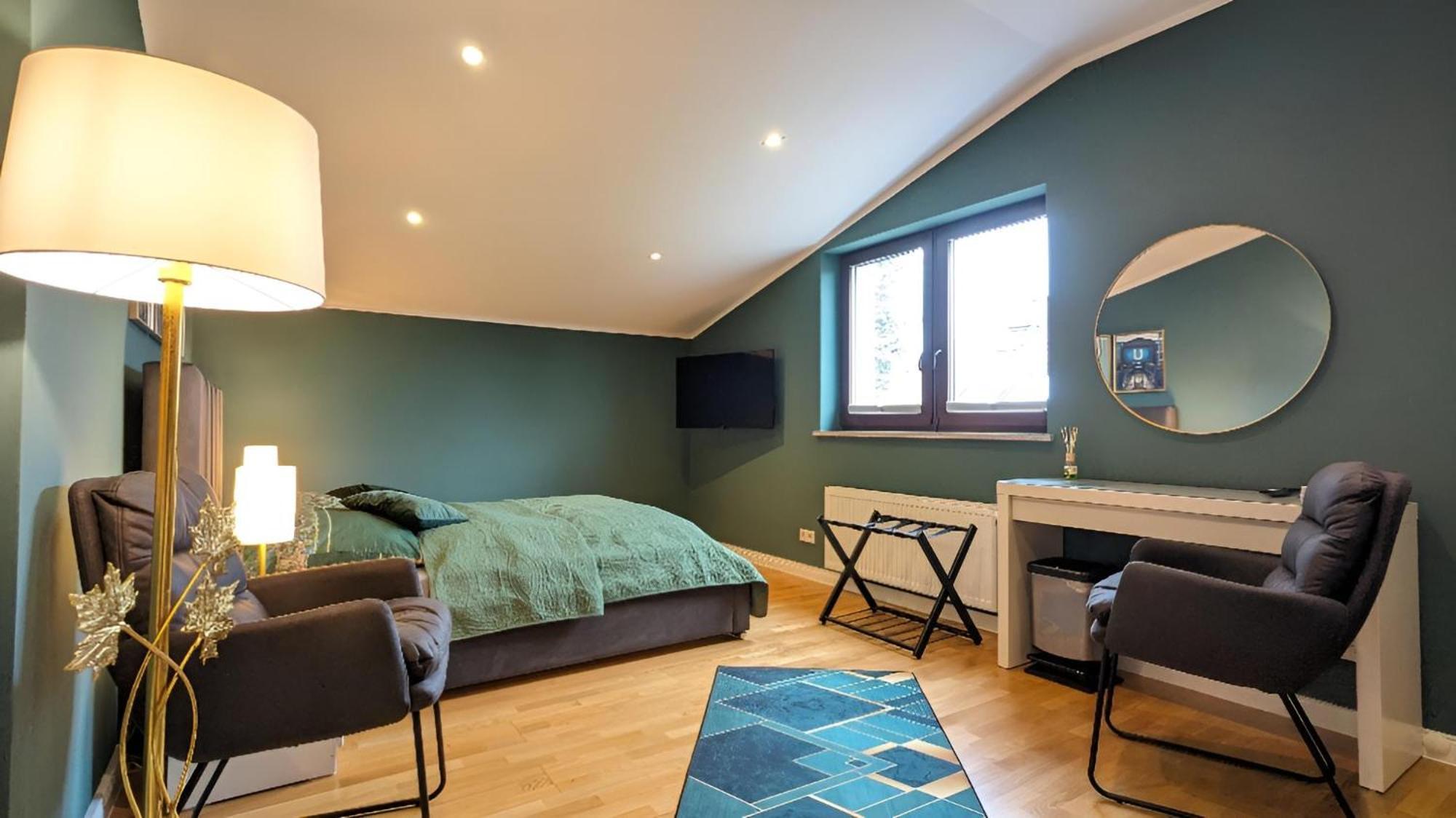 3 Rooms - Zimmervermietung Naehe Flughafen Ber - Gratis Wlan, Parken & Netflix Berlin Exterior foto